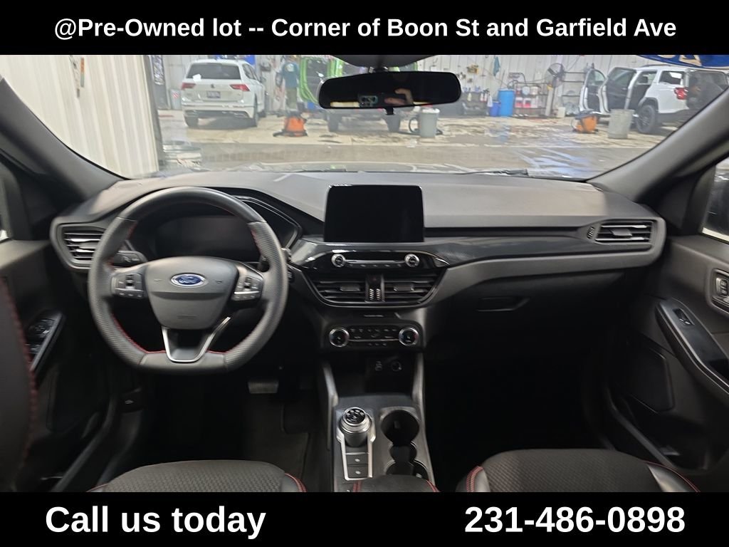Used 2025 Gray Ford ST-Line Select image 13
