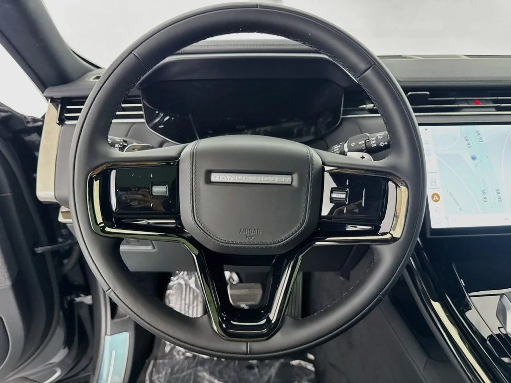 New 2026 Carpathian Grey Land Rover Dynamic SE image 11