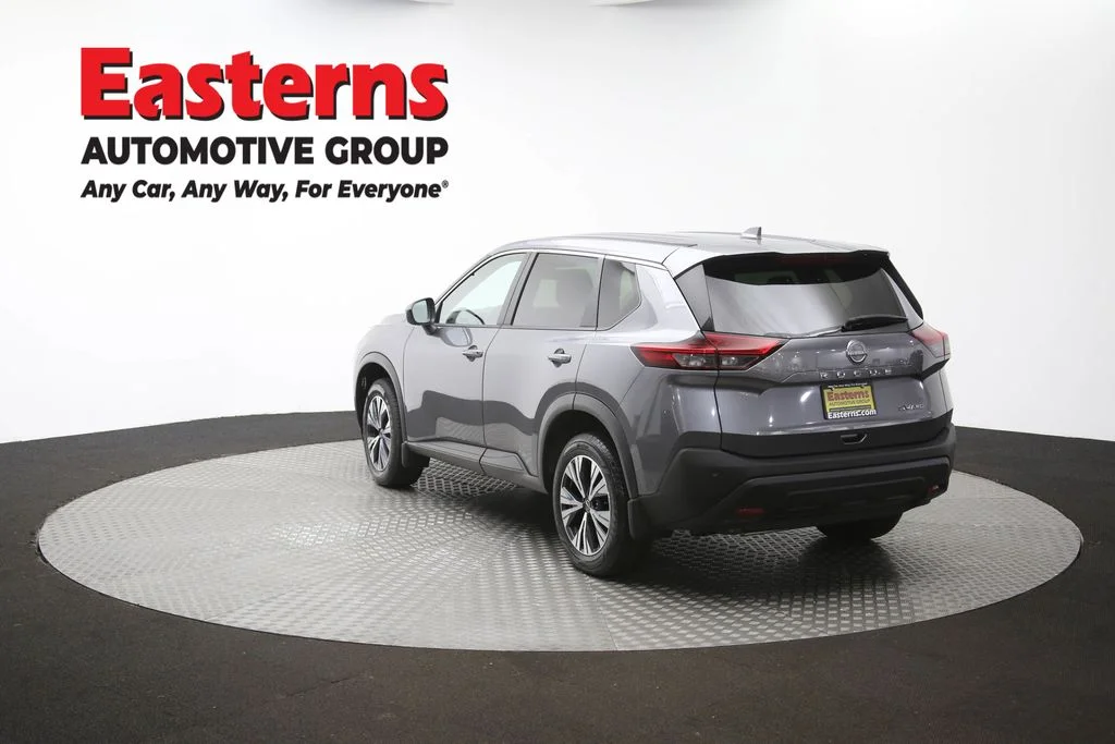 Used 2023 Gray Nissan SV image 36