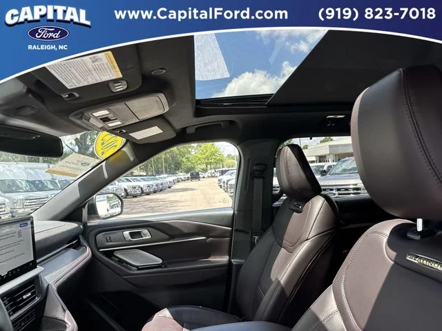 Used 2025 Gray Ford Platinum image 22