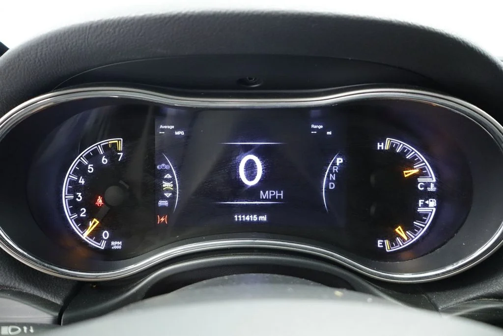 Certified Used 2020 Gray Jeep Limited image 35