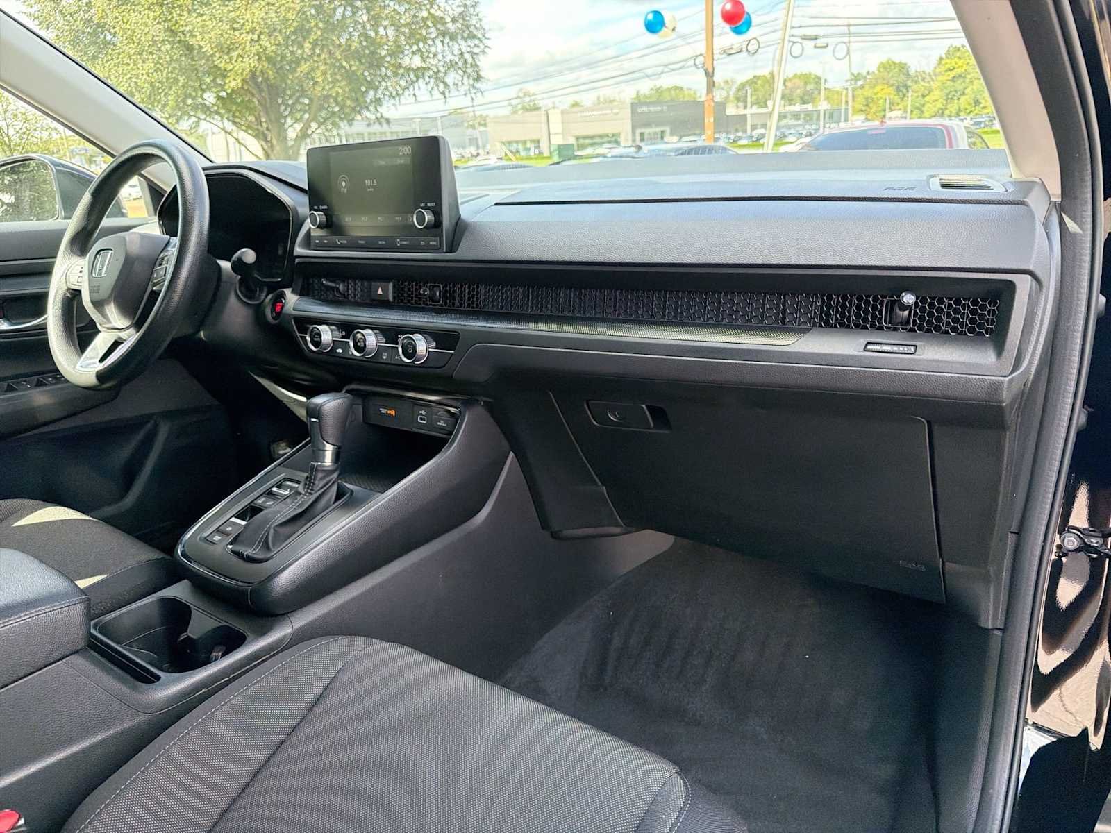 2024 Honda CR-V LX - Photo 16