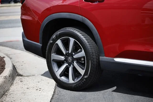 2025 Honda Pilot Touring - Photo 52
