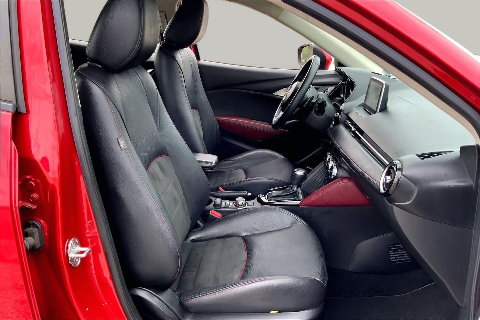 Used 2016 Soul Red Metallic Mazda Grand Touring image 9