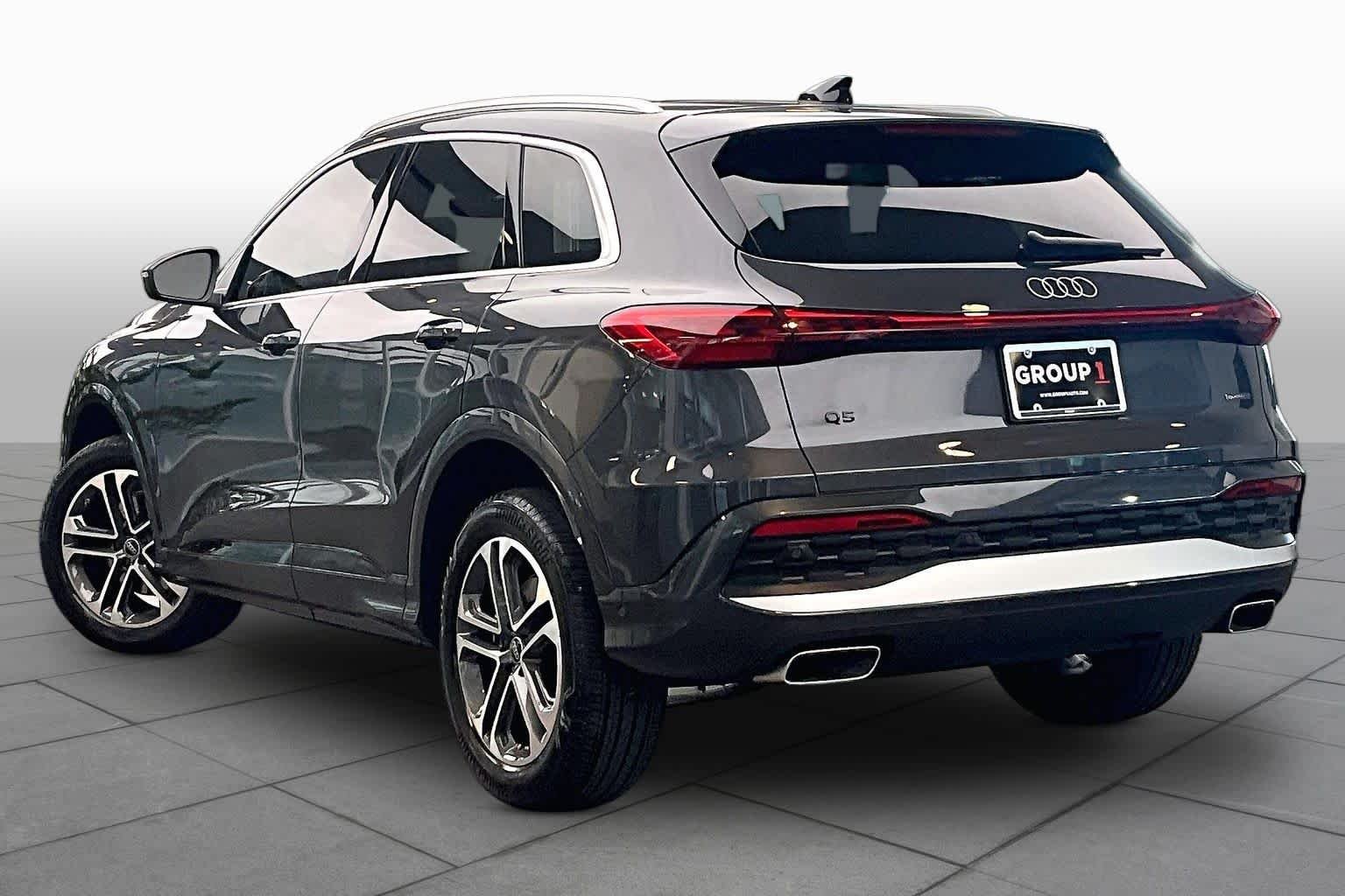 2025 Audi Q5 Premium - Photo 11