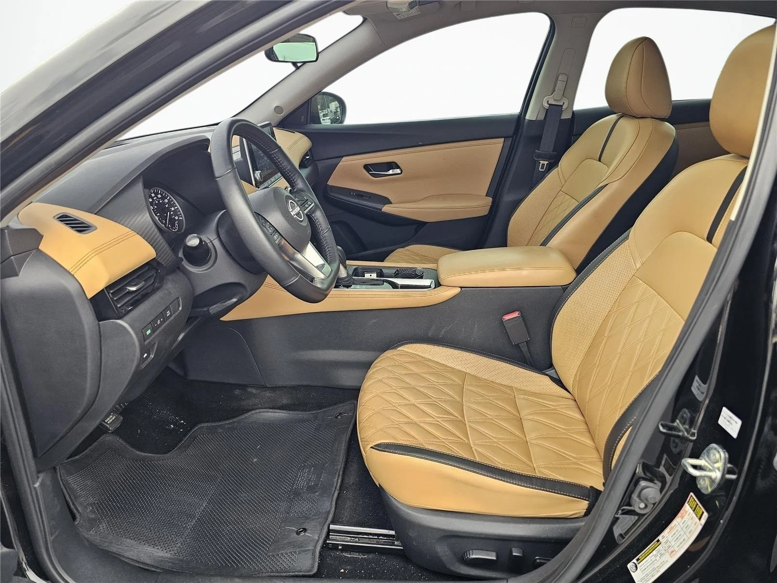 Used 2024 Super Black Nissan SV image 15
