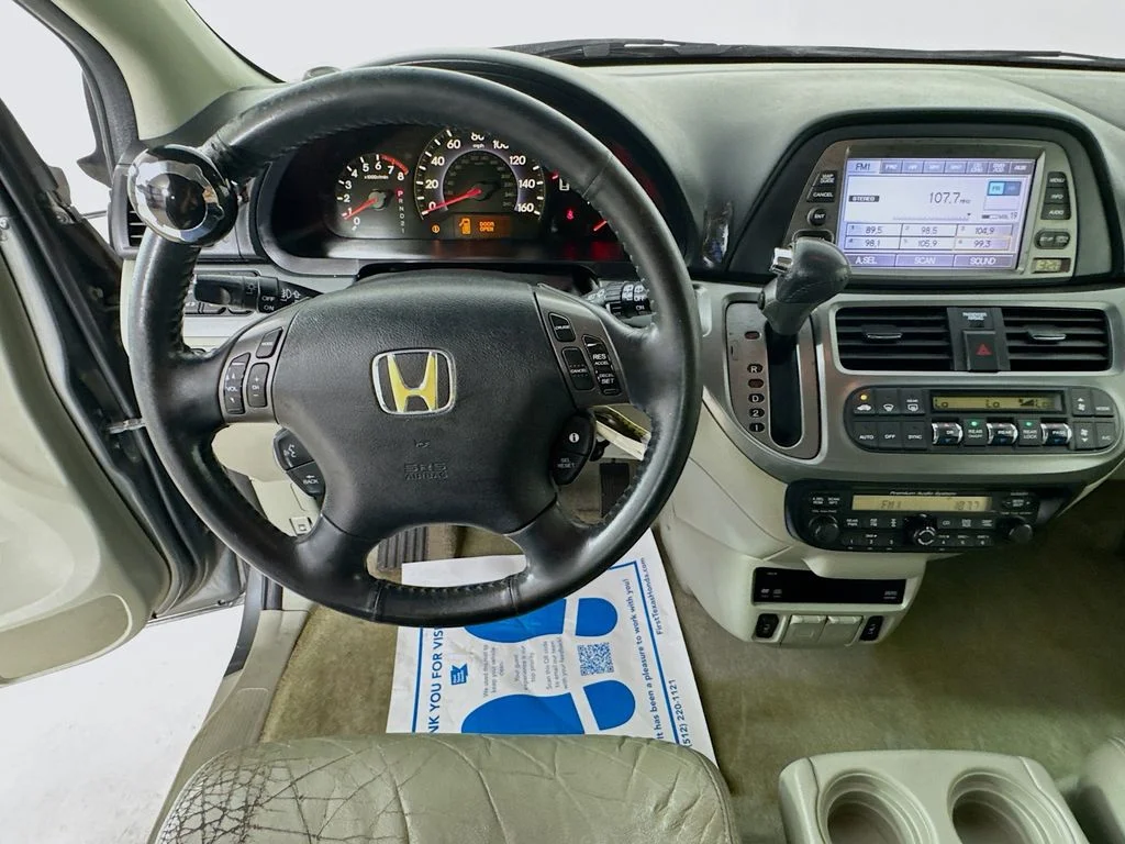 Used 2007 Nimbus Gray Metallic Honda Touring image 12