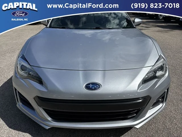 Used 2020 Silver Subaru Limited image 10