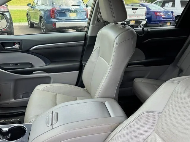 Used 2019 White Toyota Limited Platinum image 7