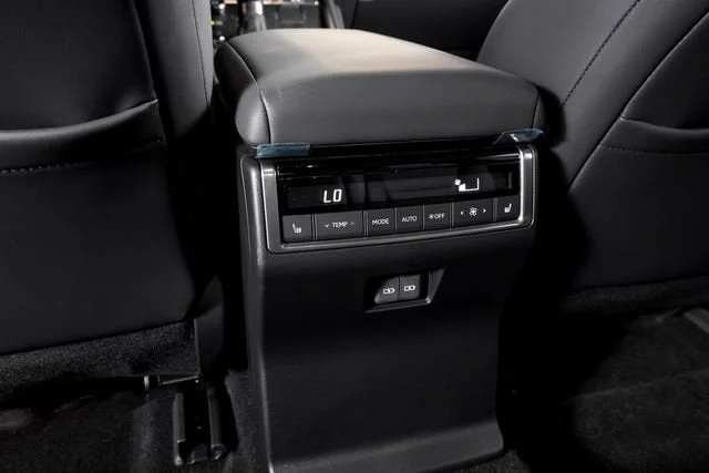 Used 2025 Incognito Lexus 550 Premium+ image 27