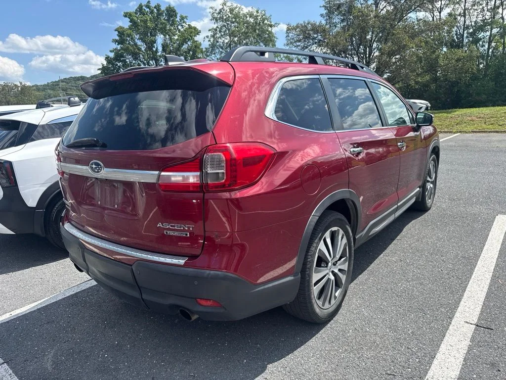 Used 2019 Red Subaru Touring image 4