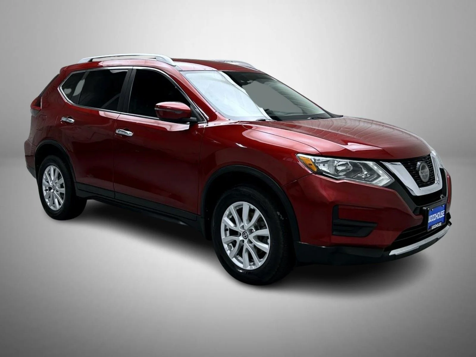 Used 2019 Red Nissan SV image 3
