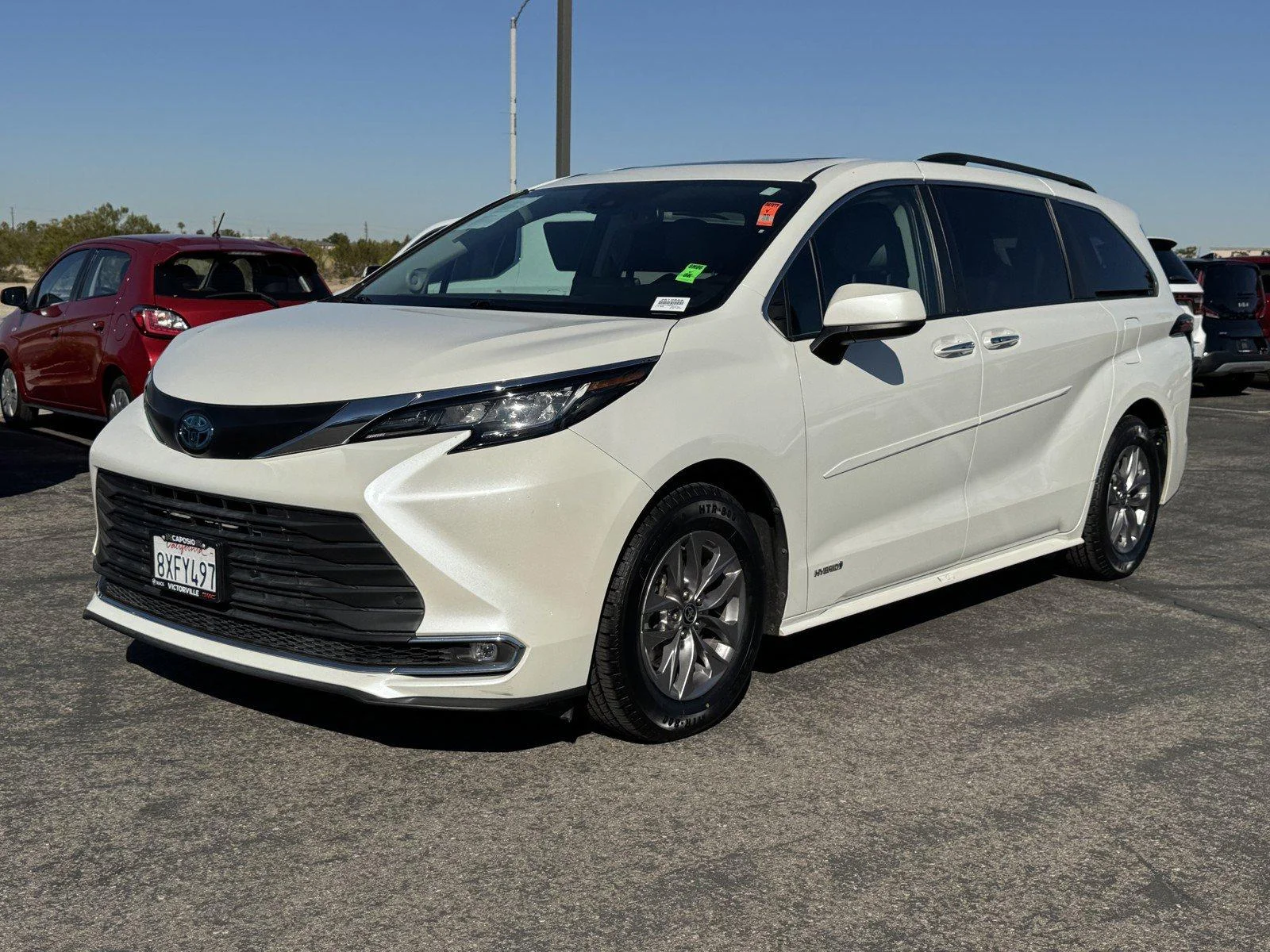 Used 2021 Blizzard Pearl Toyota XLE image 3