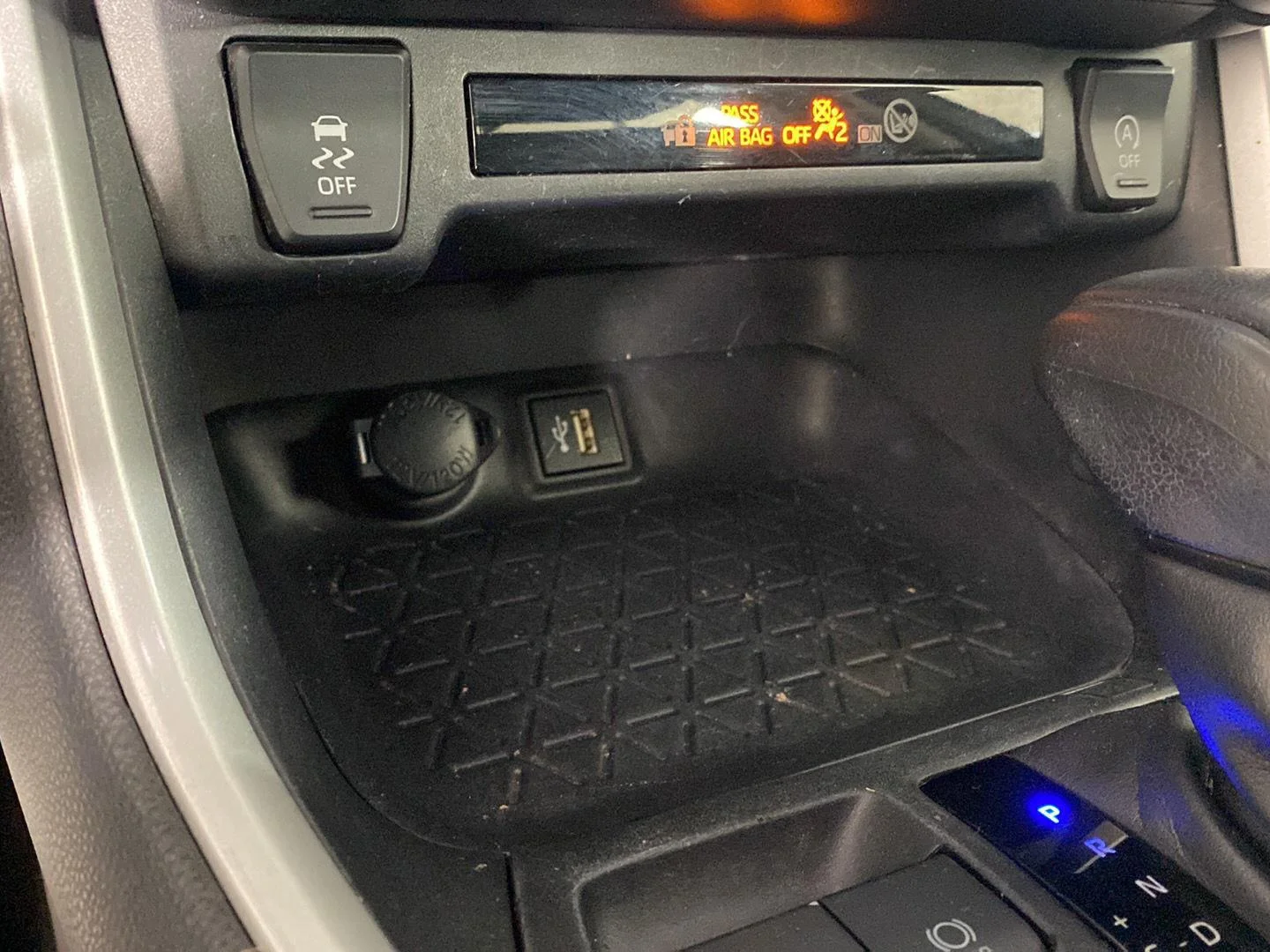 Used 2024 Magnetic Gray Metallic Toyota LE image 21