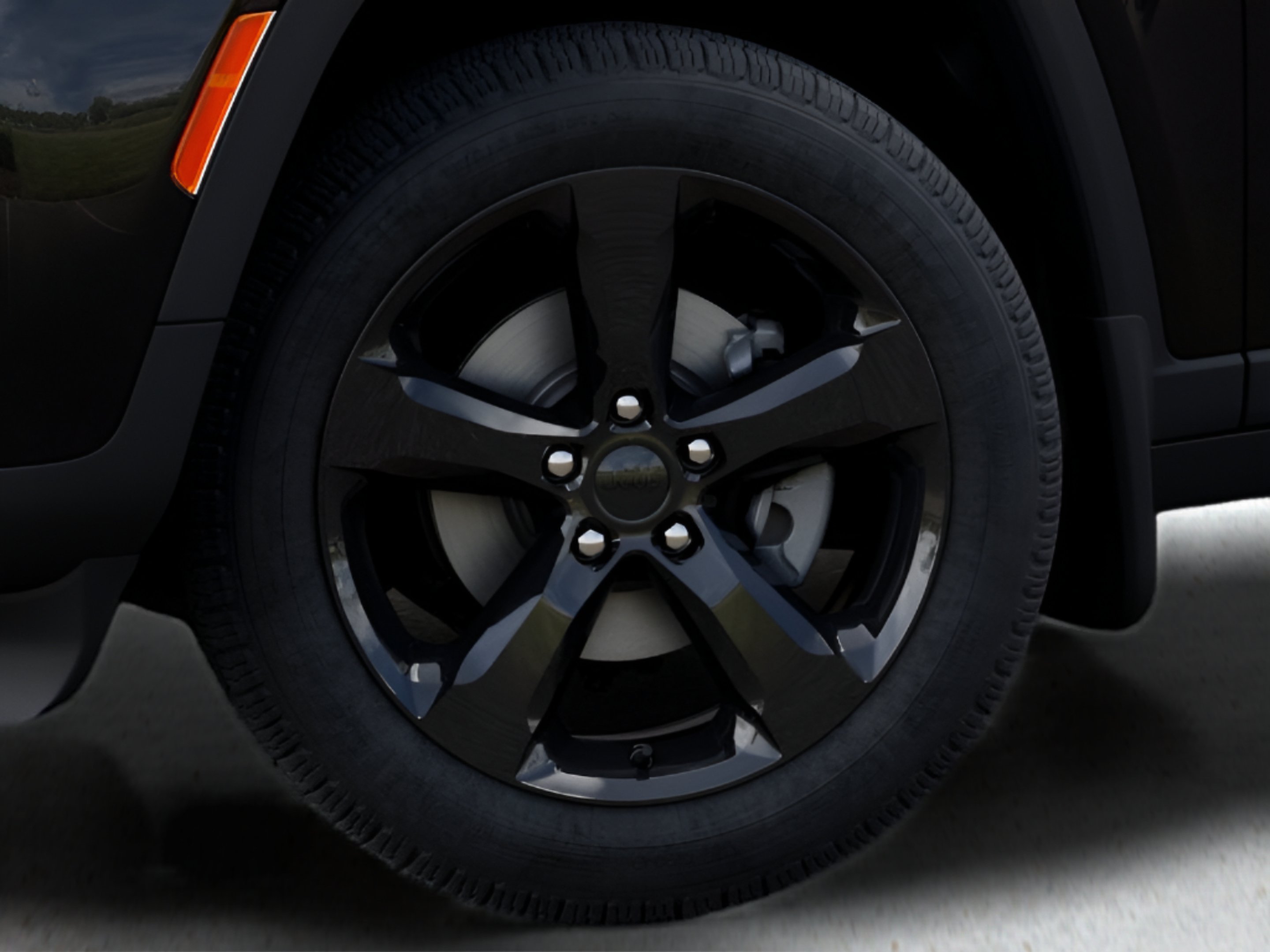 New 2026 Diamond Black Crystal Pearl-Coat Exterior Paint Jeep Limited image 26