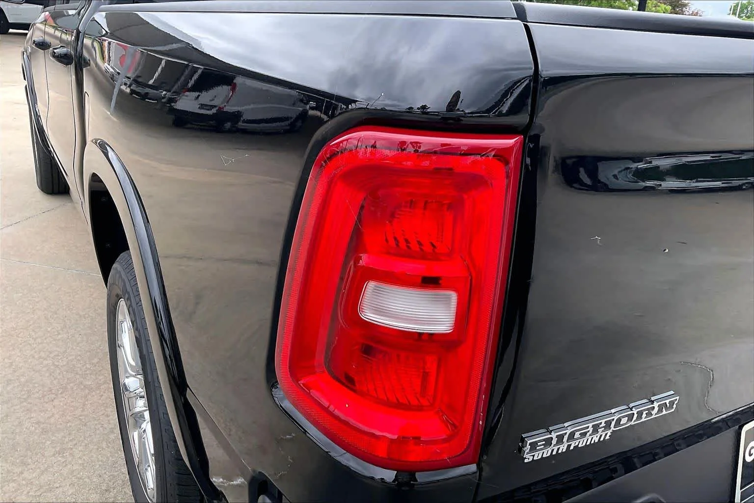 New 2026 Diamond Black Crystal Pearl-Coat Exterior Paint RAM Big Horn image 14