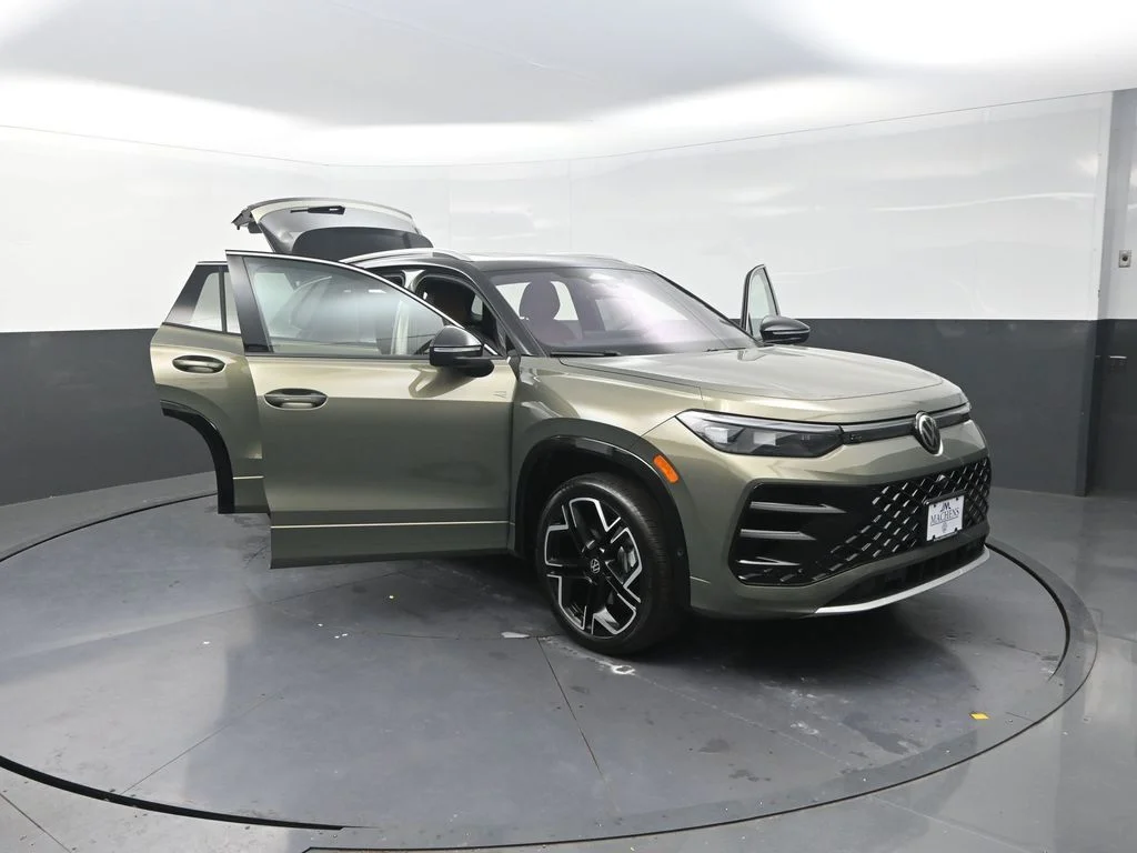 New 2026 Green Volkswagen 2.0T SEL R-Line image 30