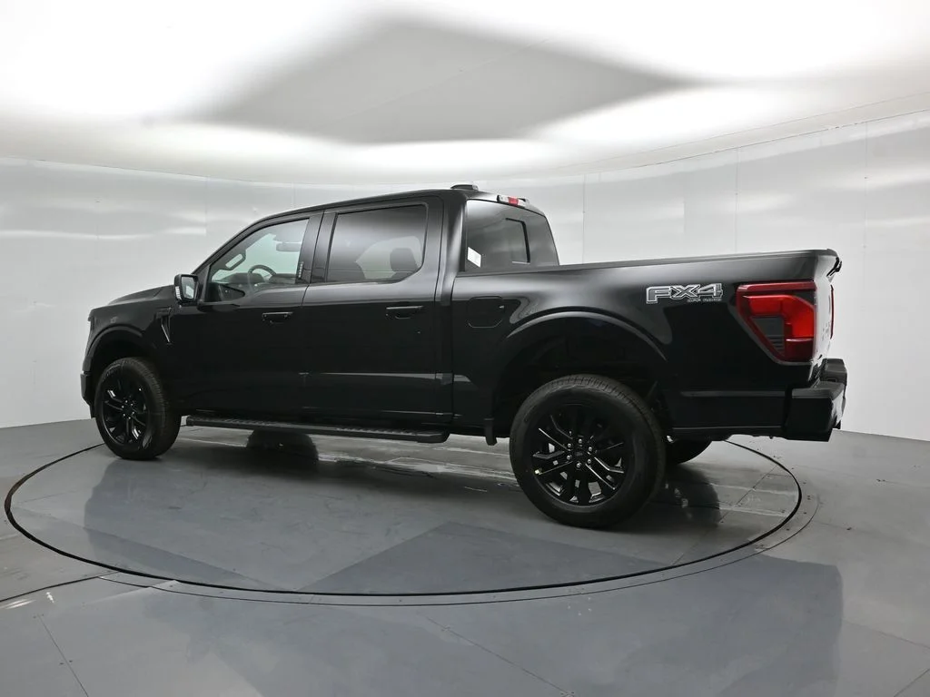 New 2026 Agate Black Metallic Ford XLT image 6