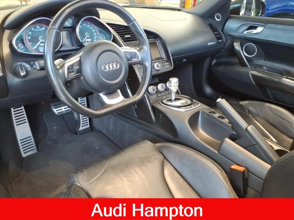 Used 2011 Phantom Black Pearl Audi 5.2L image 10