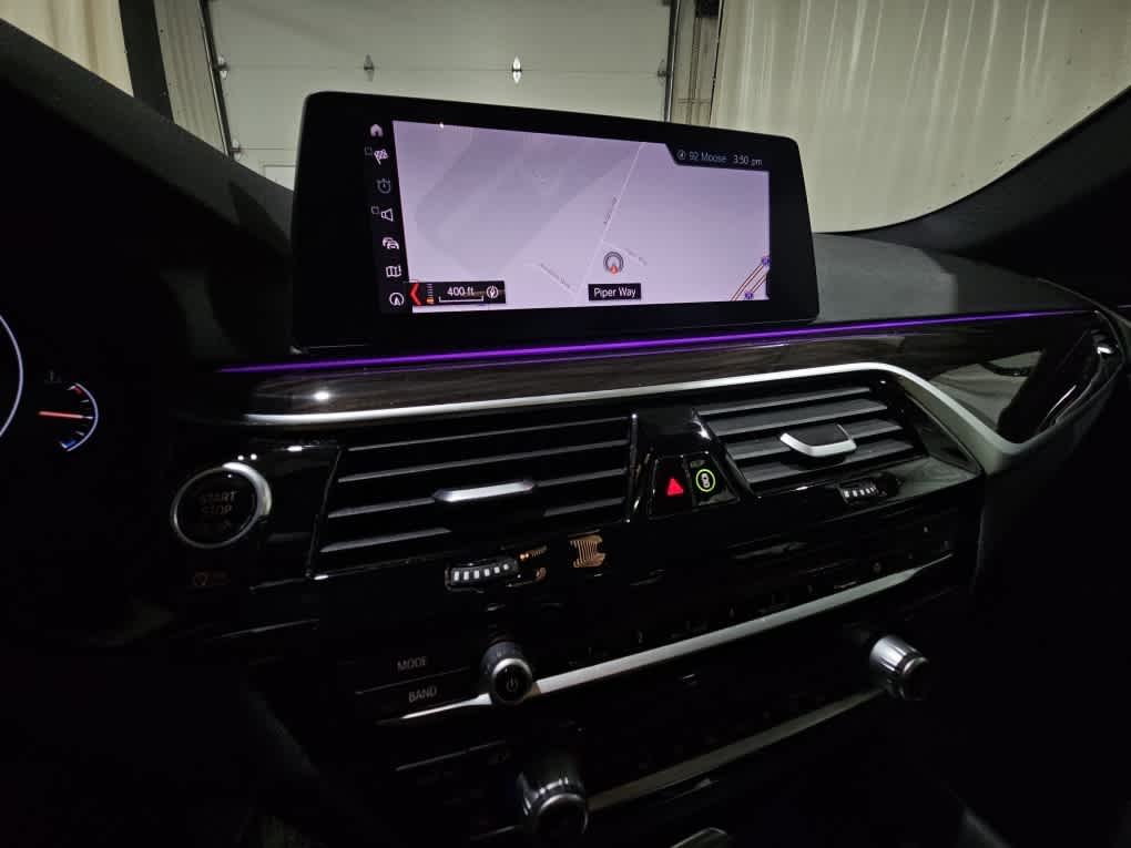 Used 2019 Bluestone Metallic BMW 540i xDrive image 10