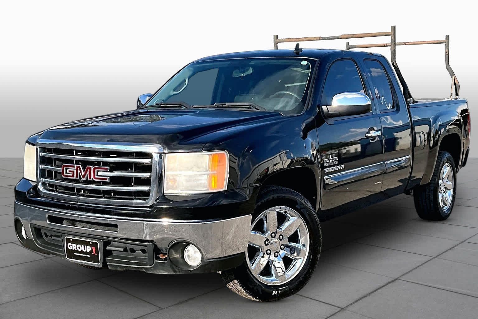 Used 2013 Onyx Black GMC SLE image 35
