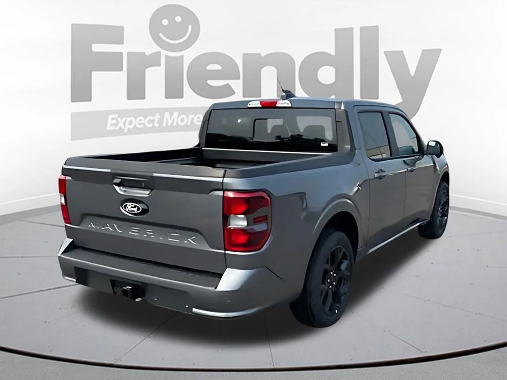 New 2025 Carbonized Gray Metallic Ford Lobo™ image 5