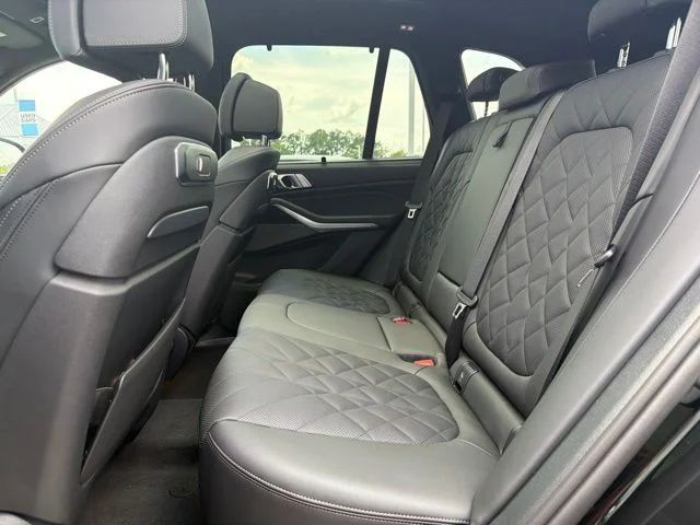Used 2026 Black BMW xDrive40i image 14