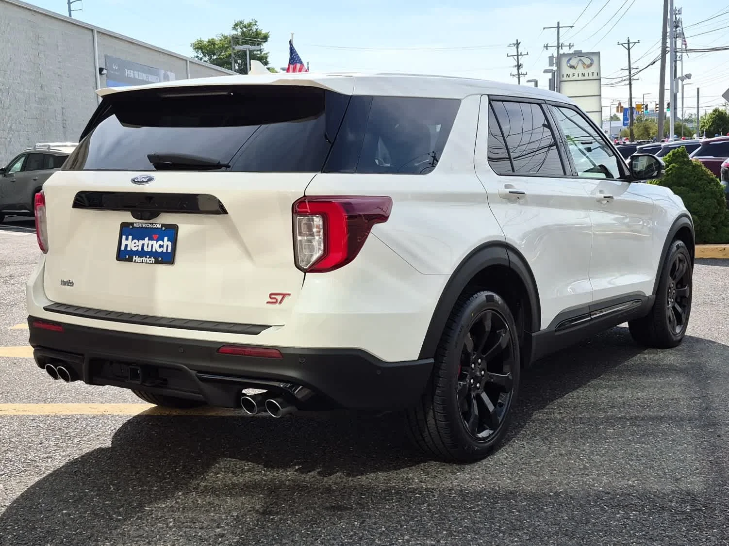 Used 2022 Star White Metallic Tri-Coat Ford ST image 3