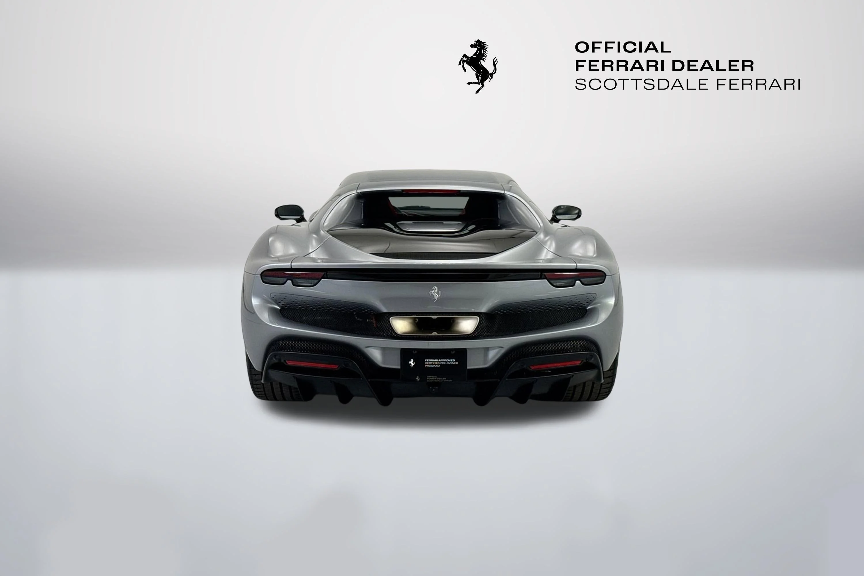 Used 2024 Grigio Titanio Metall Ferrari  image 6