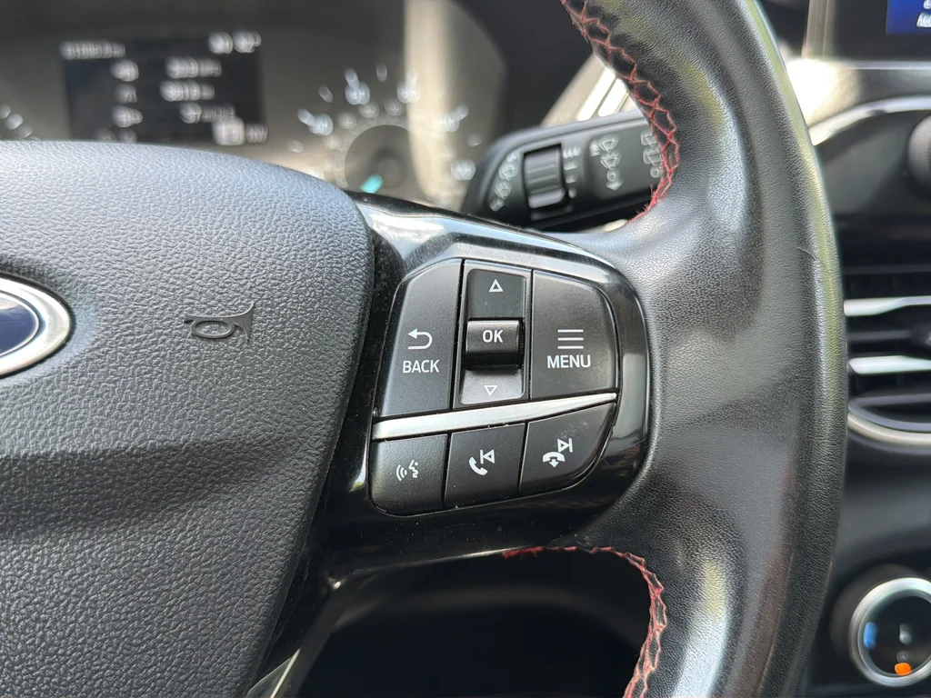 Used 2022 Red Ford SEL image 14