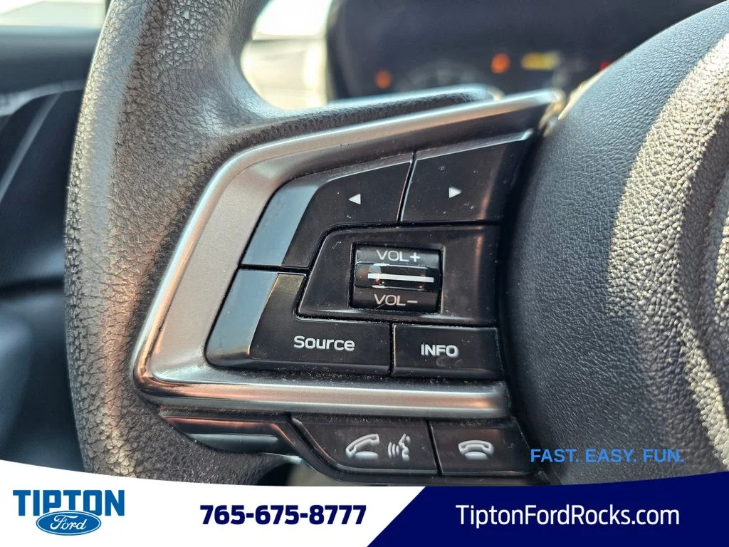 Used 2019 Crystal White Pearl Subaru 2.0i image 7