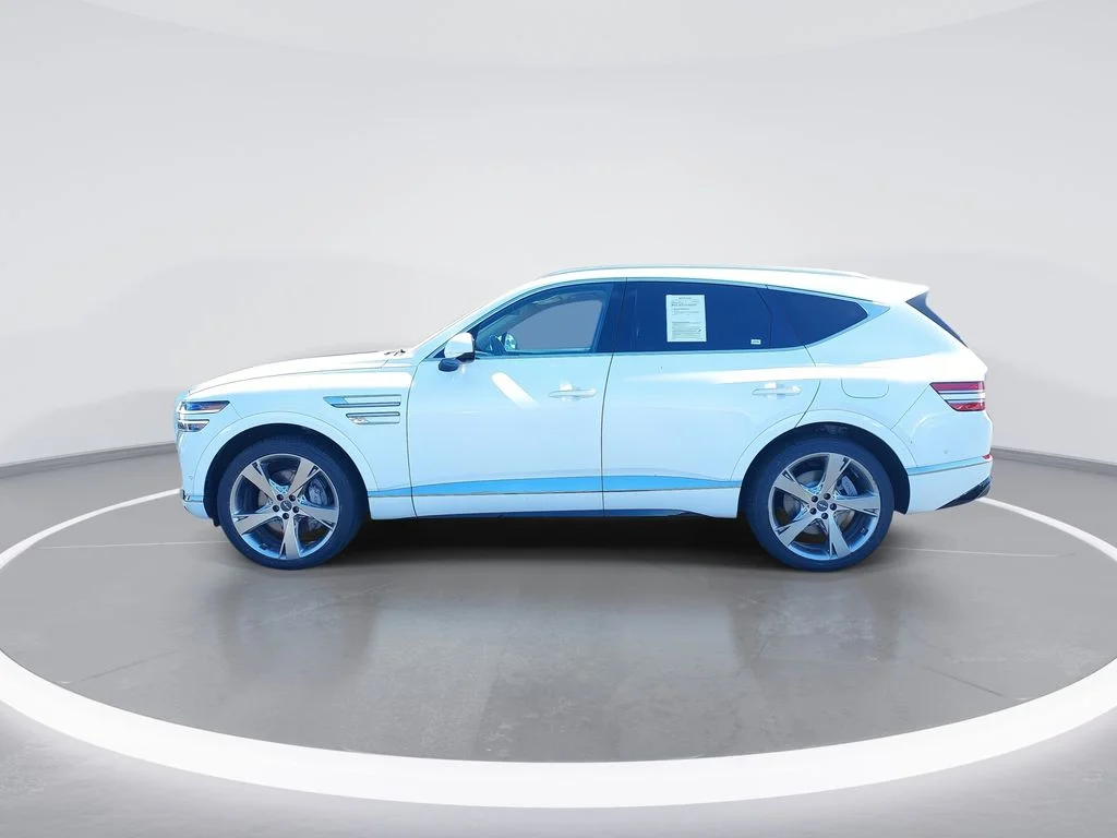 Used 2023 White Genesis 3.5T image 5