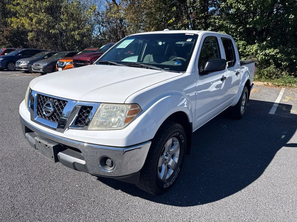 Used 2011 White Nissan SV image 2