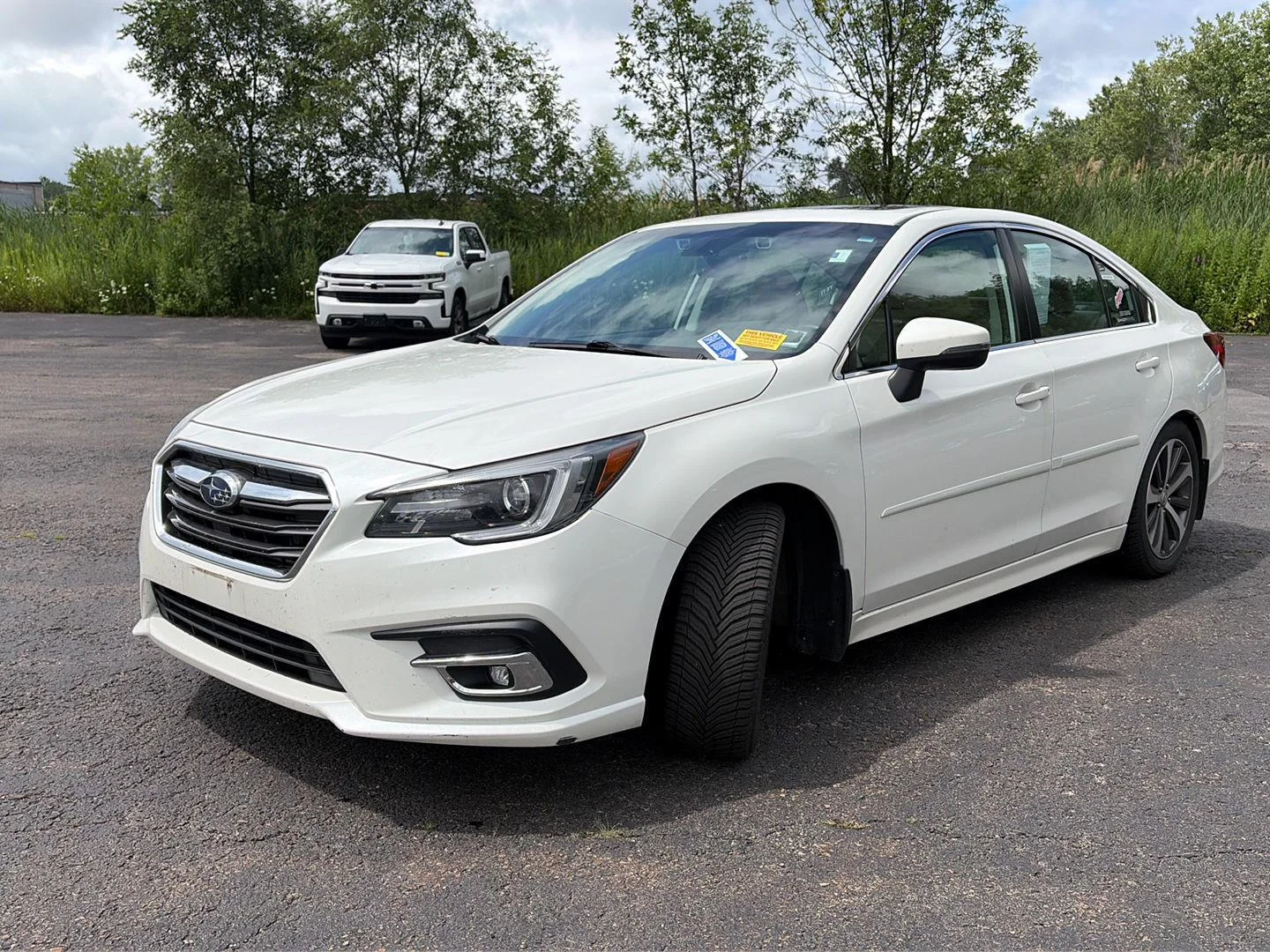 Used 2018 Crystal White Pearl Subaru Limited image 8