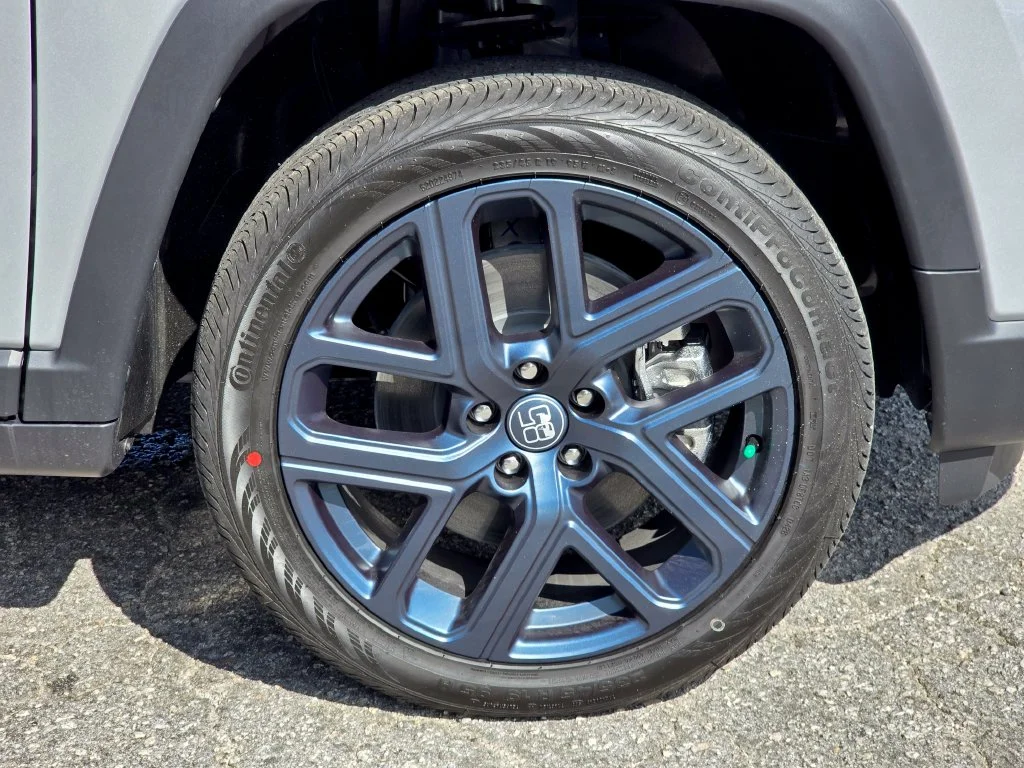 New 2026 Silver Jeep Latitude image 14