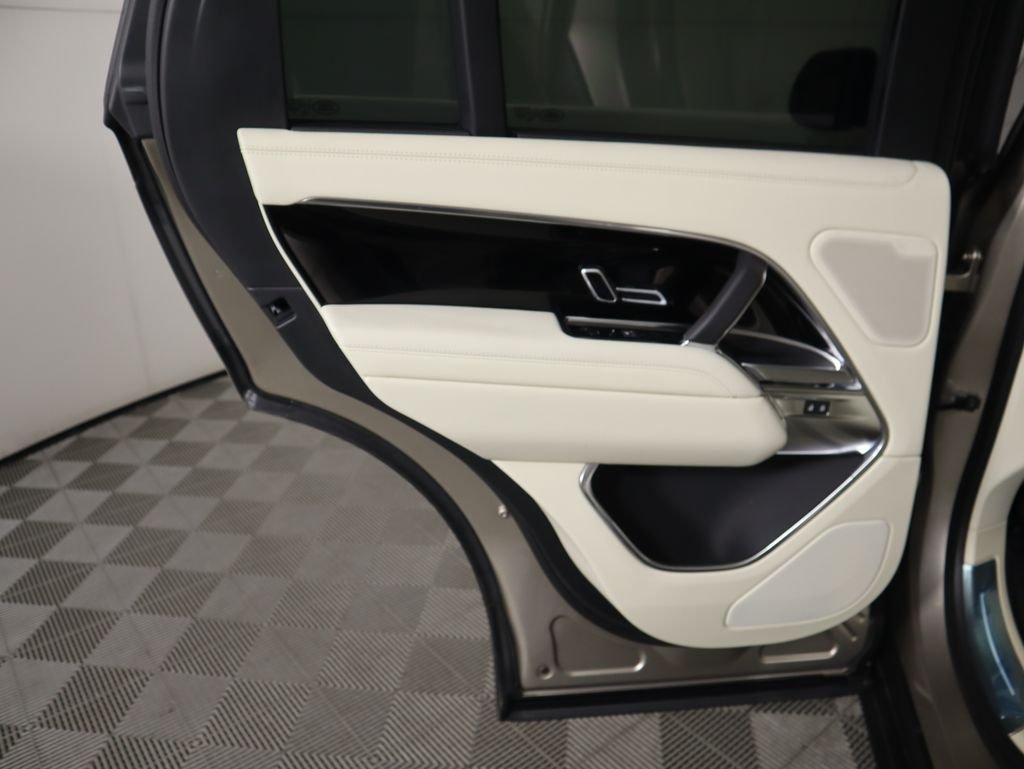 New 2026 Batumi Gold Land Rover SE image 27