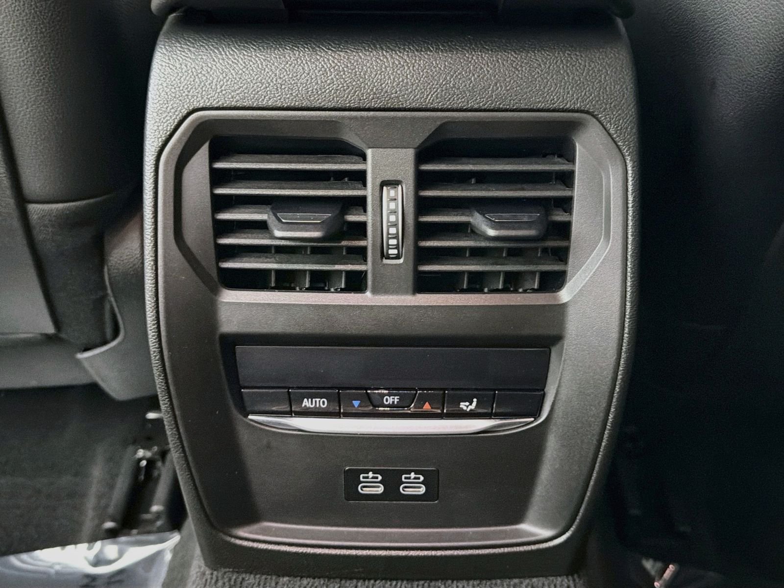 Used 2026 Black Sapphire Metallic BMW M340i image 27