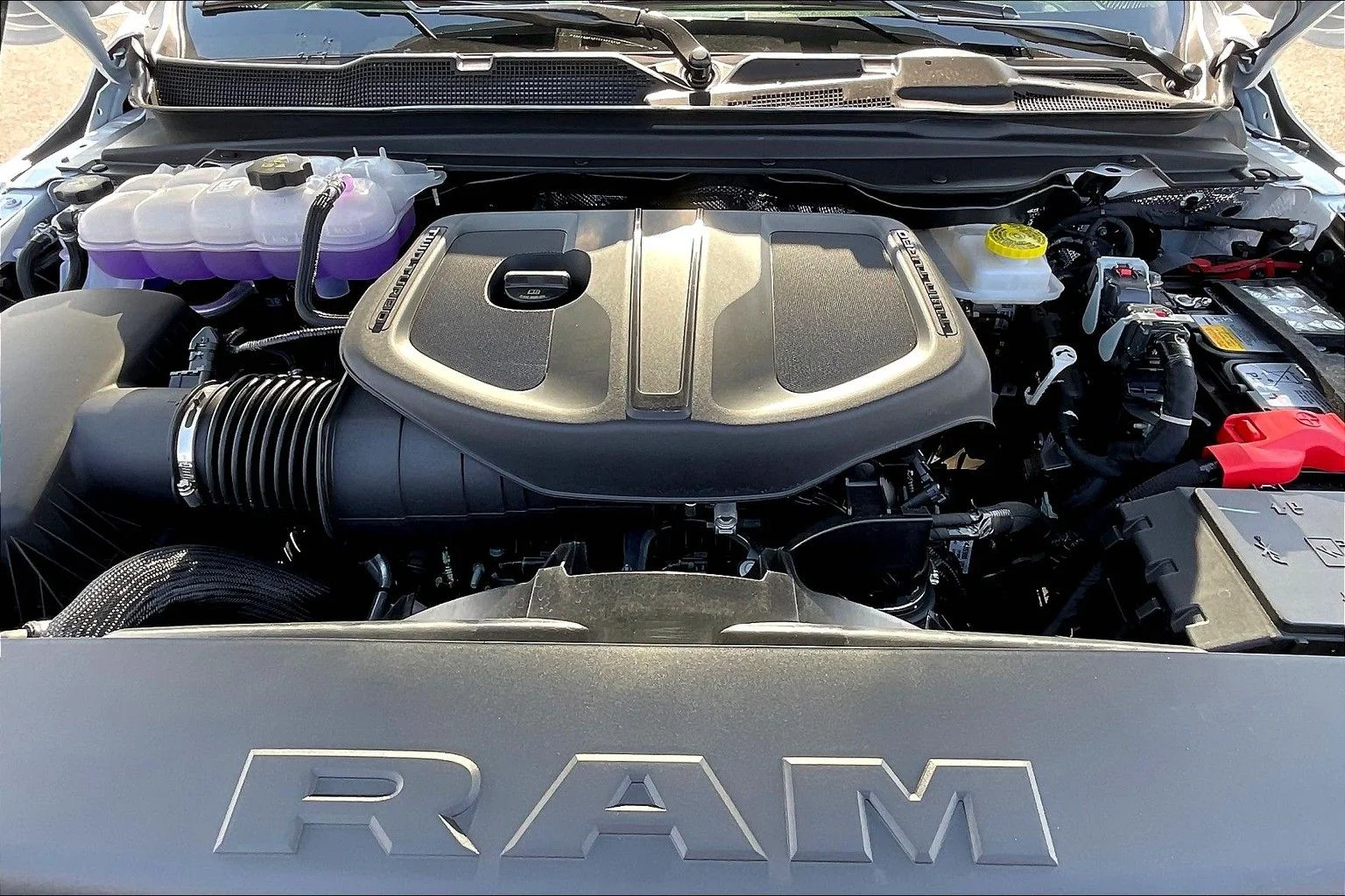 2026 RAM 1500 Laramie - Photo 11