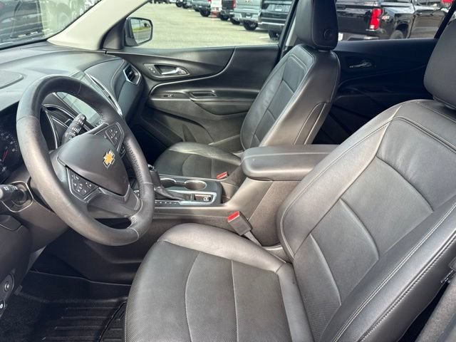 Used 2018 NIGHTFALL GRAY METALLIC Chevrolet Premier image 20