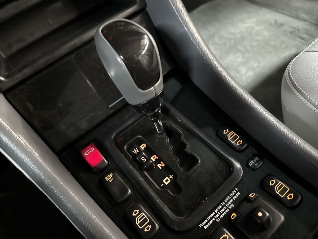 Used 2000 Black Mercedes-Benz CLK 430 image 26