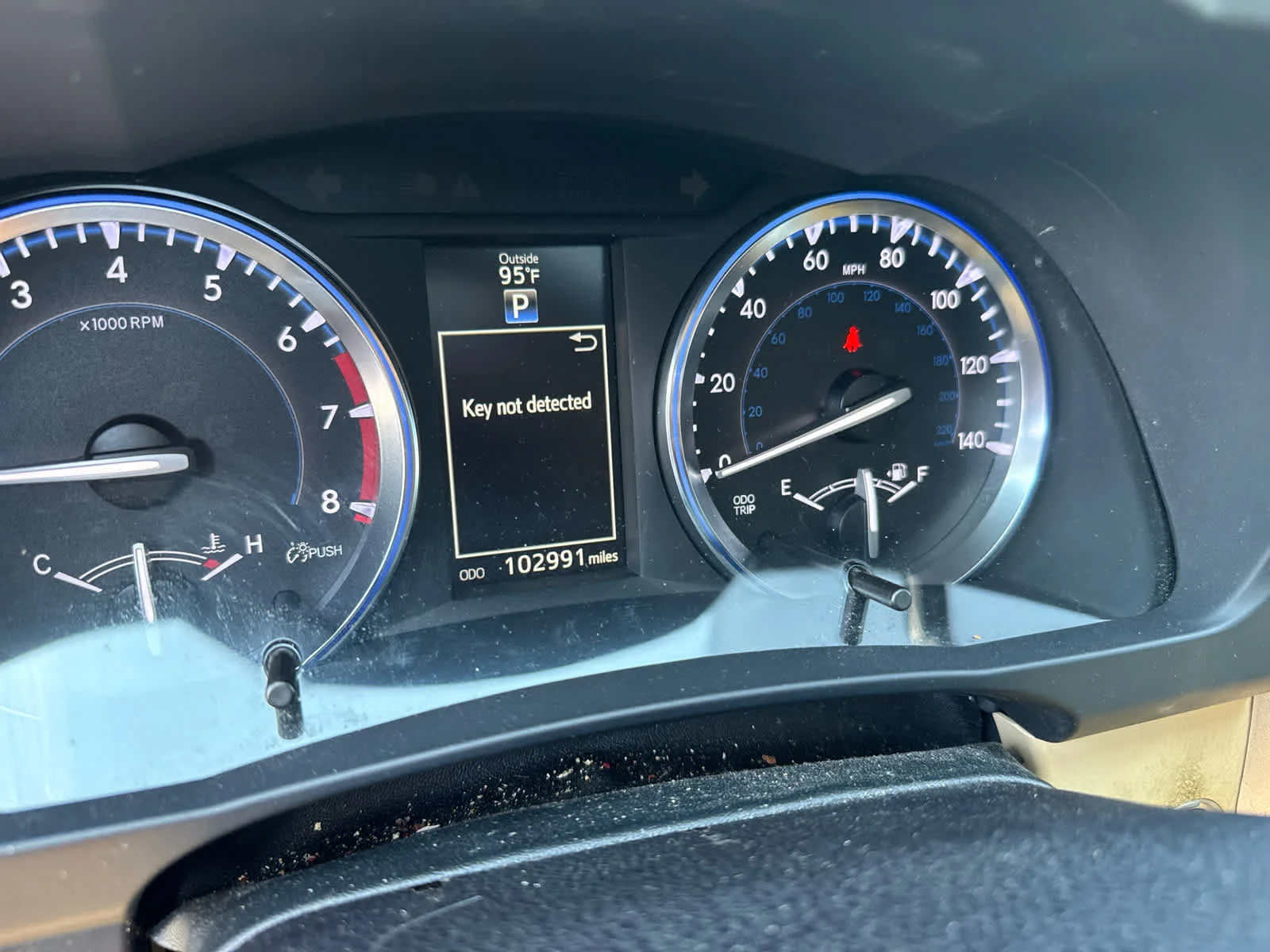 Used 2015 Alumina Jade Metallic Toyota XLE image 5