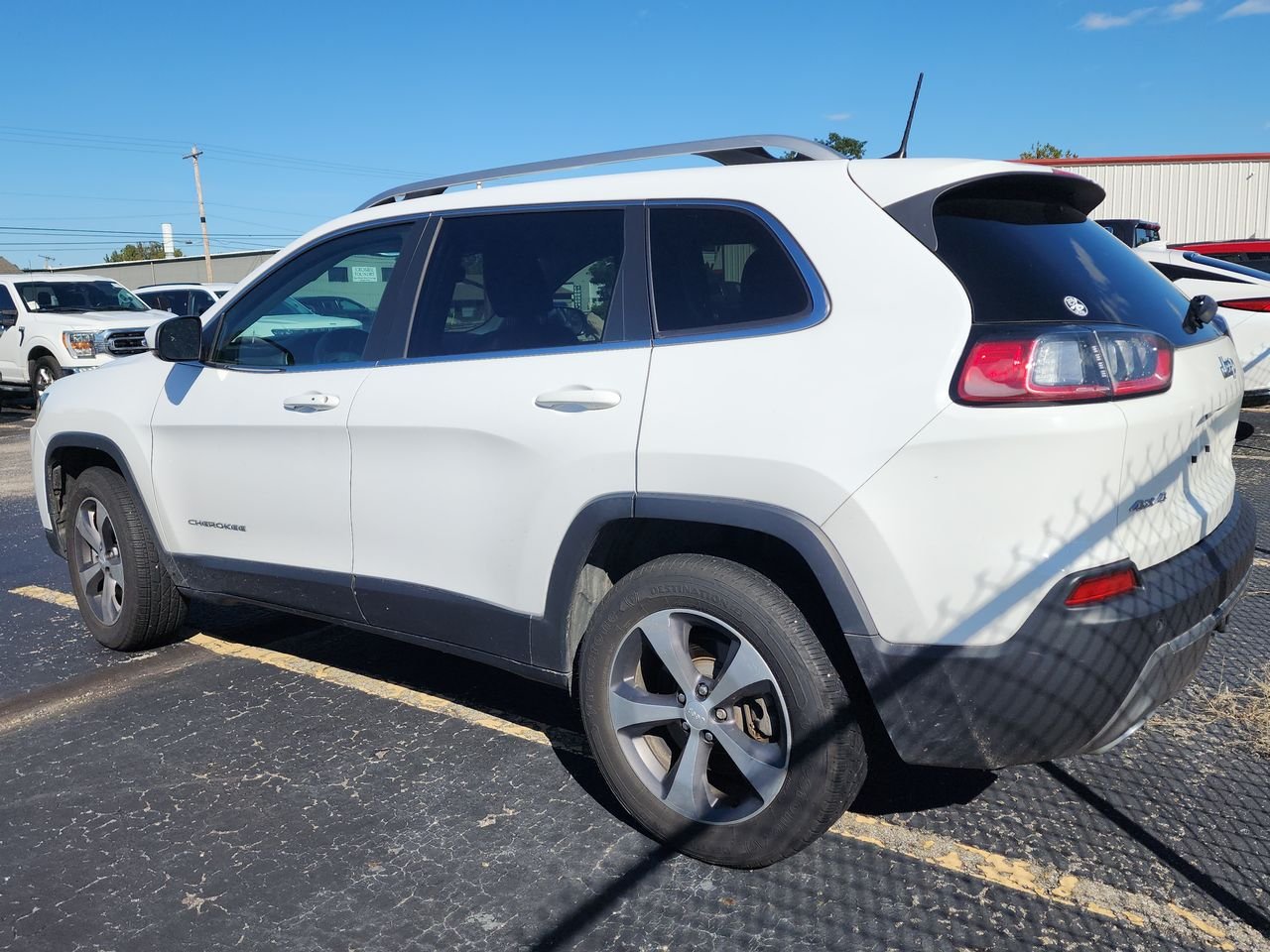 Used 2020 White Jeep Limited image 3
