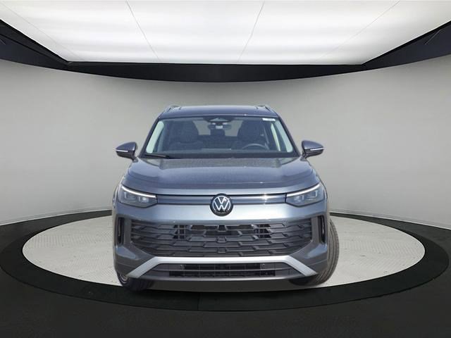 New 2026 Platinum Gray Metallic Volkswagen SE image 2