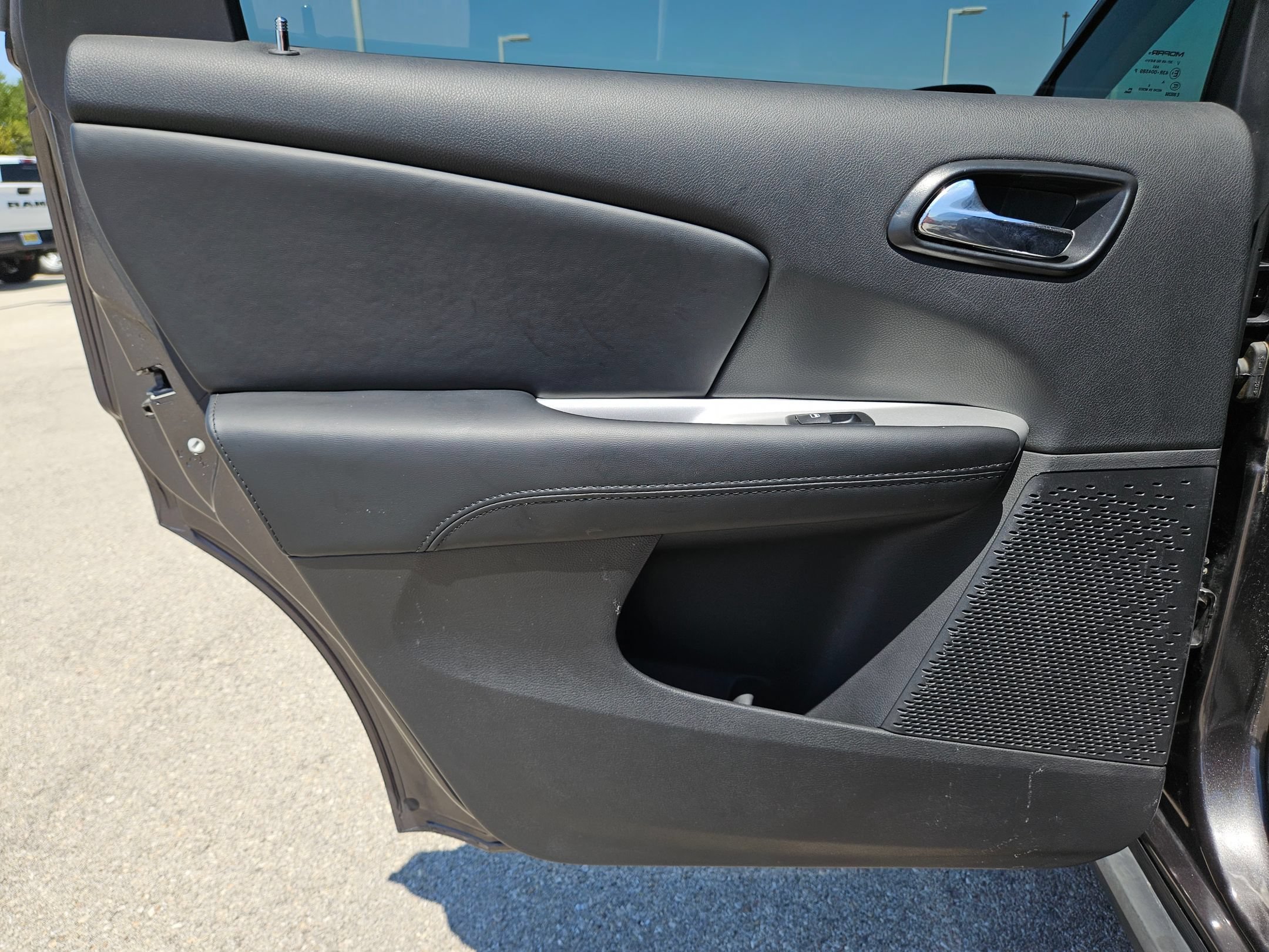 Used 2020 Granite Pearlcoat Dodge SE Value image 15