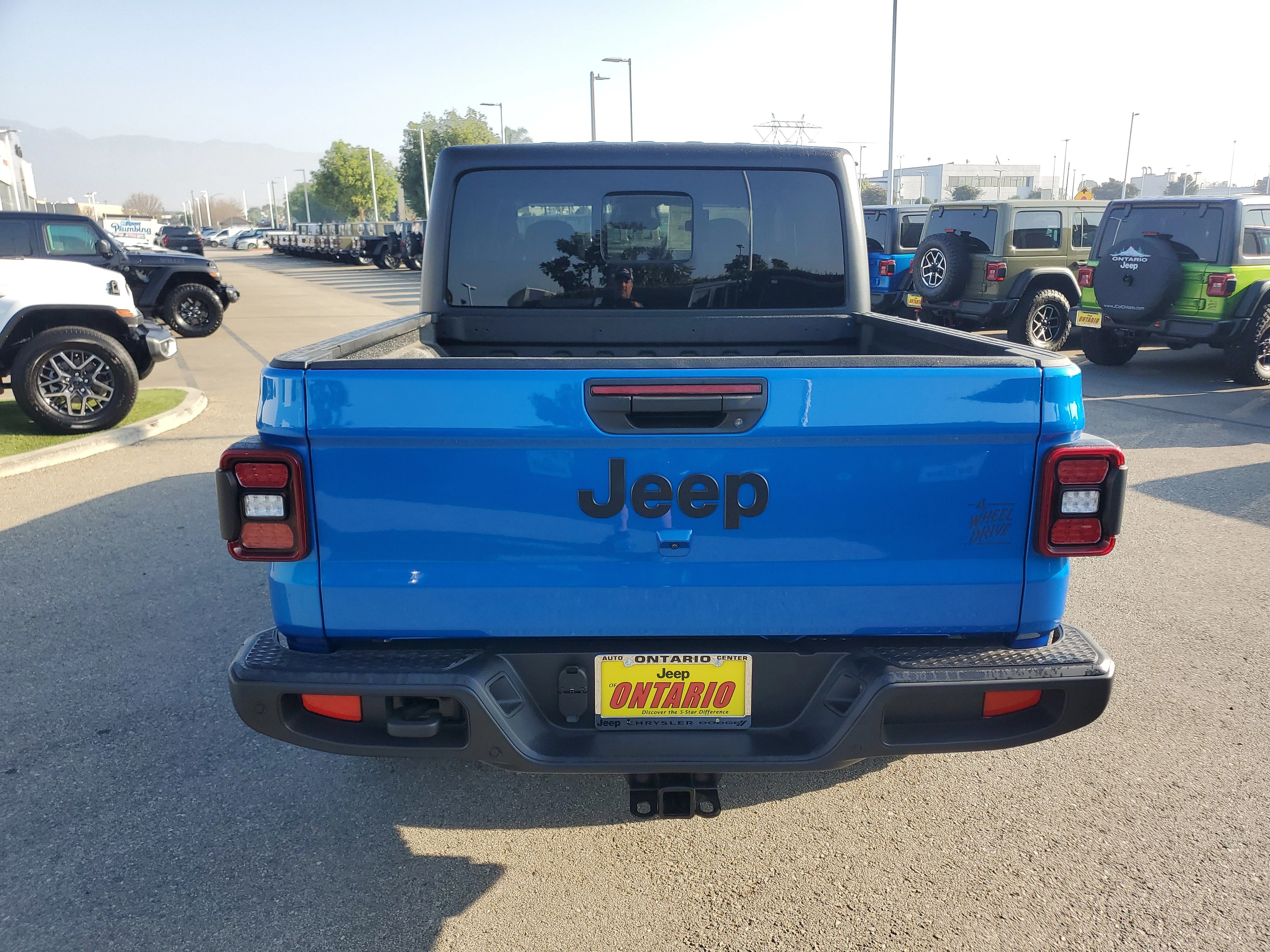New 2026 Hydro Blue Pearl-Coat Exterior Paint Jeep Willys image 4