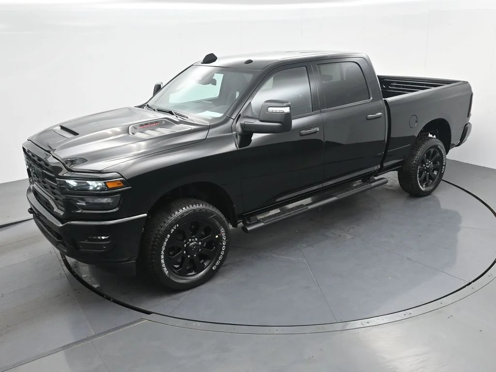 New 2026 Diamond Black Crystal Pearl-Coat Exterior Paint RAM  image 21