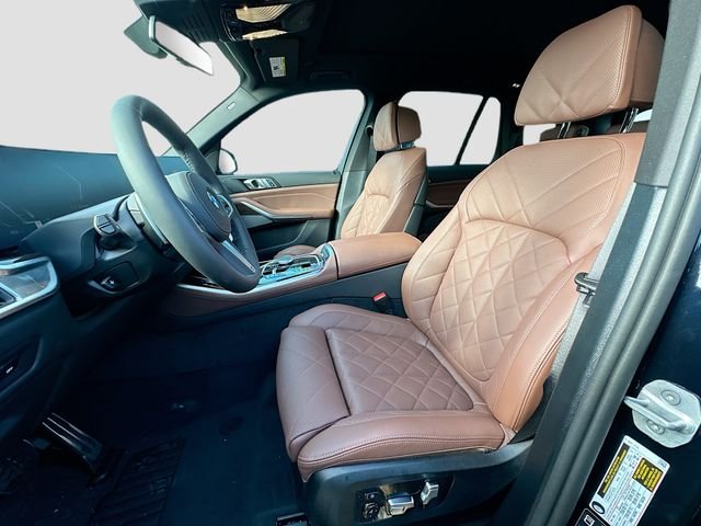 New 2026 Black BMW xDrive40i image 14