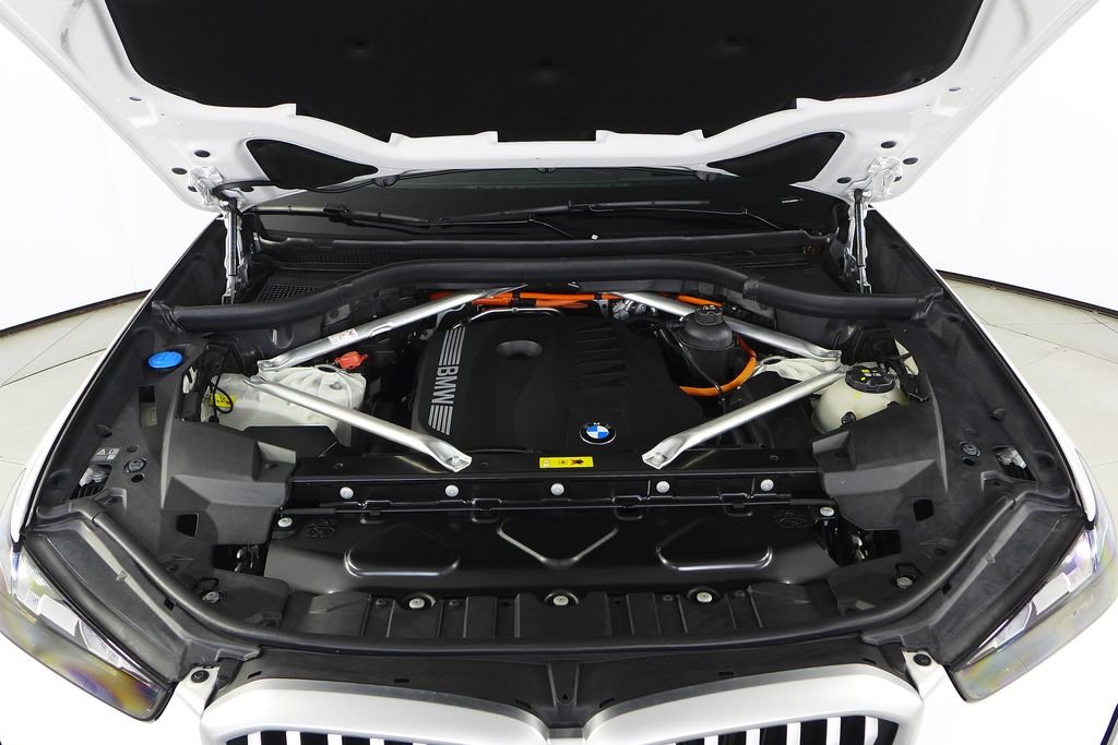 Certified Used 2024 Alpine White BMW xDrive50e image 6