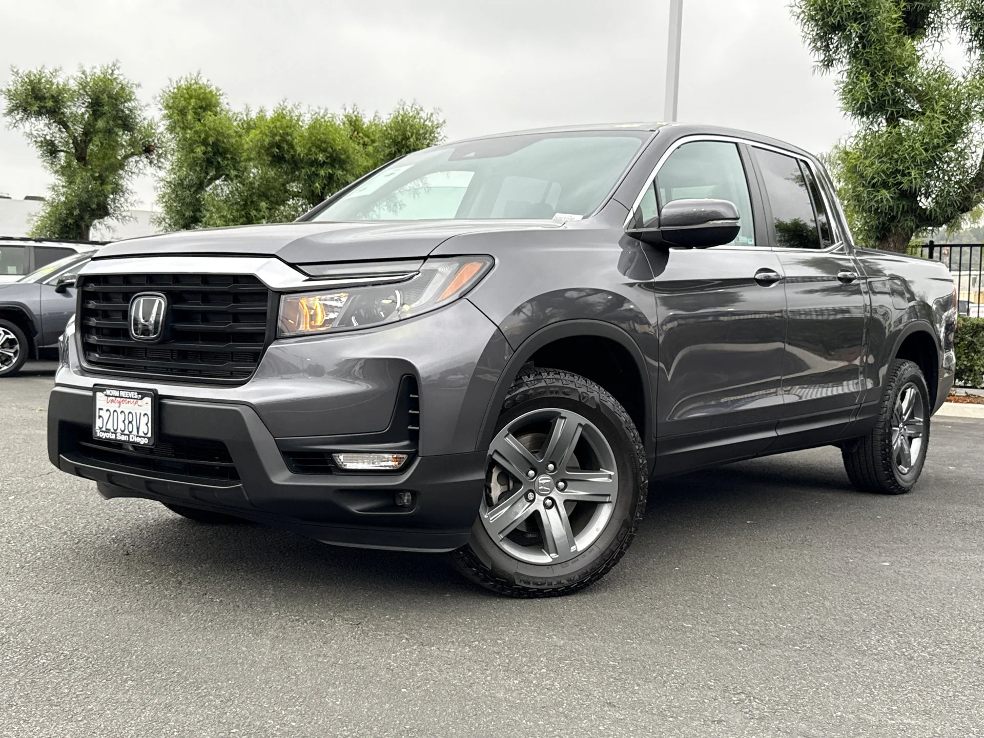 Vehicle Image 2