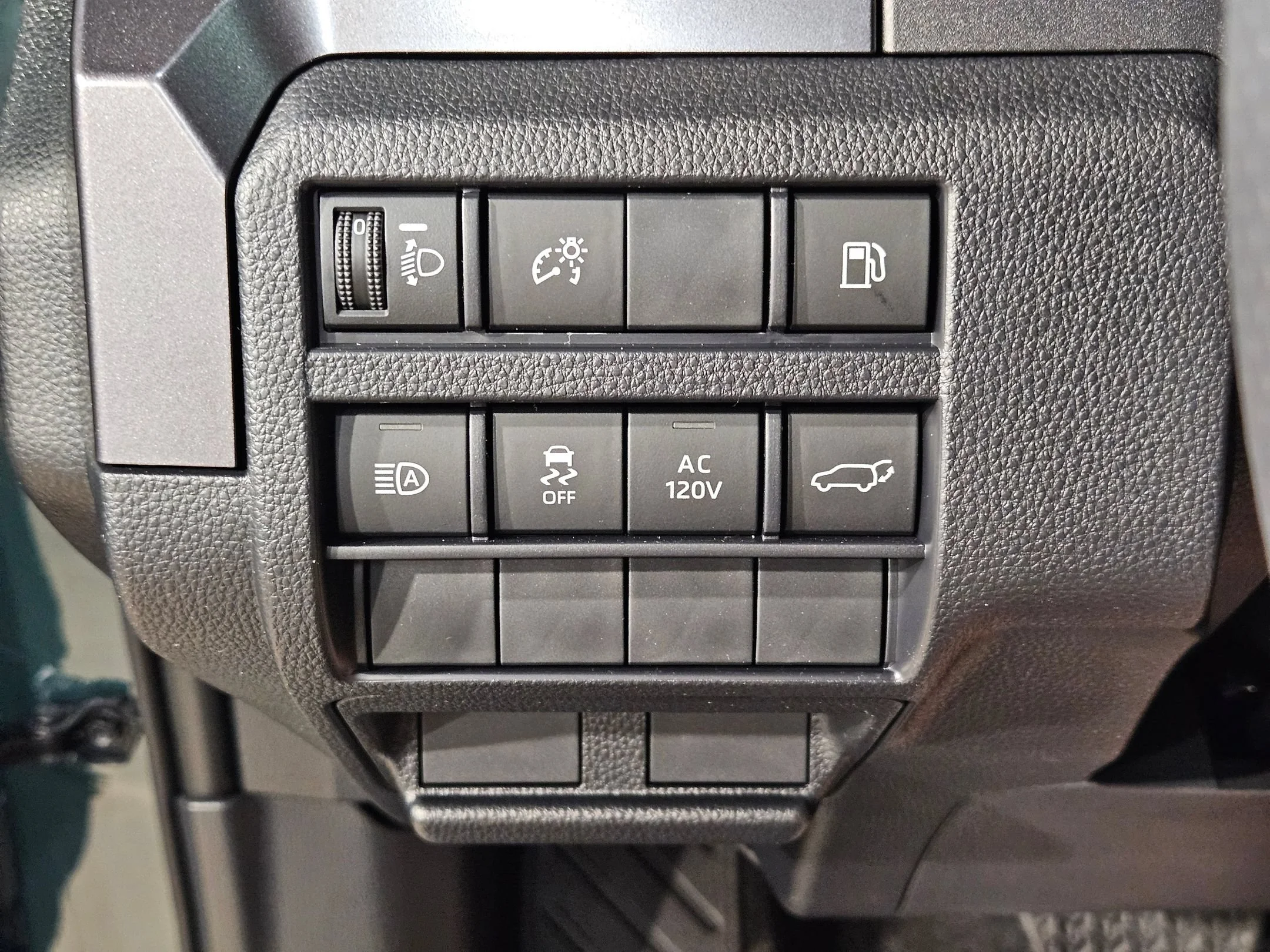 New 2026 Everest Toyota Hybrid TRD Off Road Premium image 13